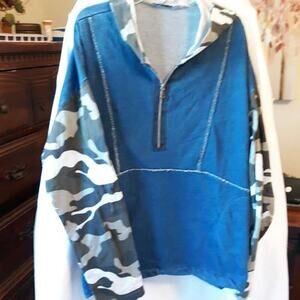 Oversized Knit Sweatshirt Kaktus Size L Blue Body Camo Sleeves & Hood Soft